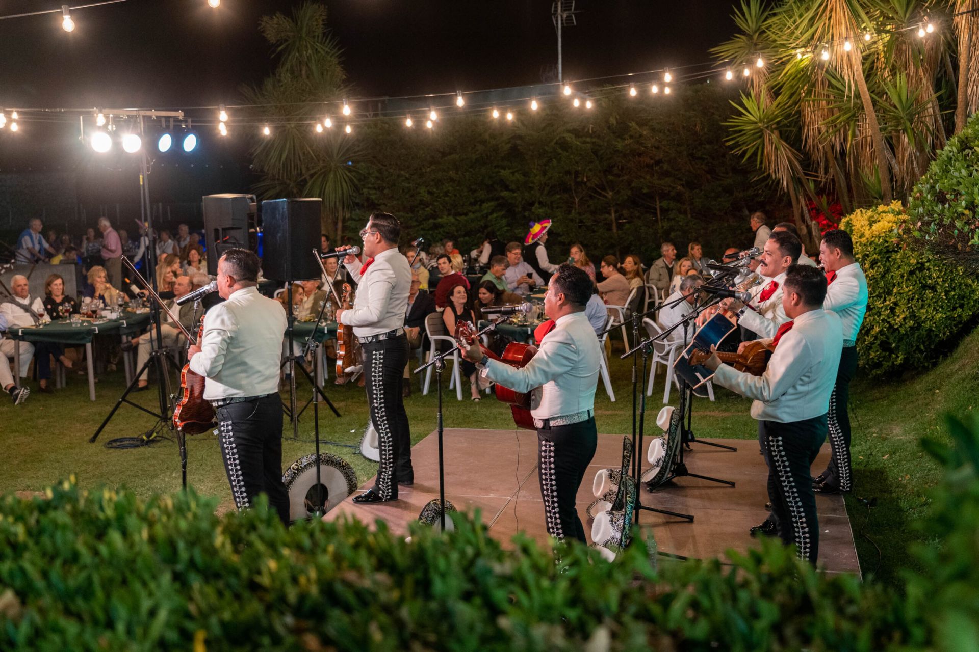 ♔ Álbum de fotografías de la Fiesta Mexicana 2025