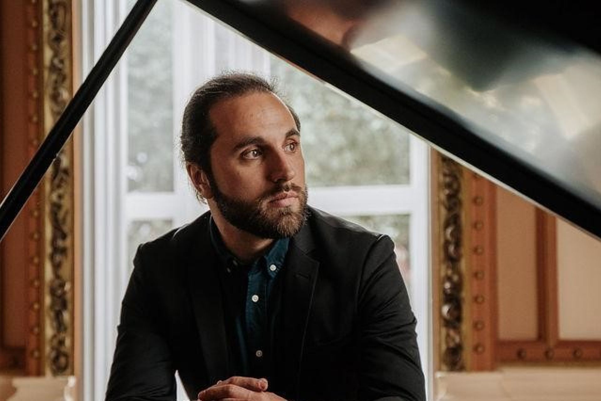♔ Recital de piano de Hugo Selles